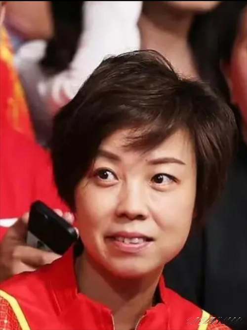 张怡宁退役之后干嘛,张怡宁退役之后干嘛了